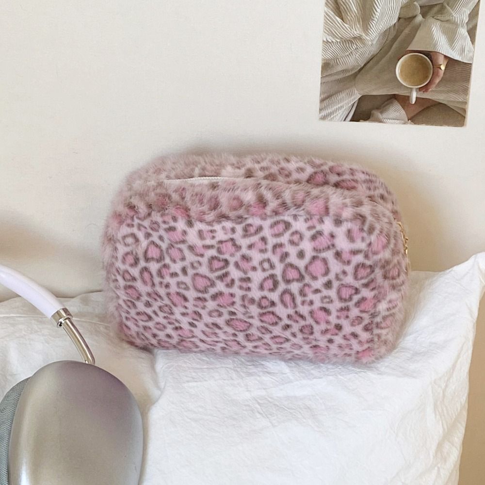 Wysokiej jakości, puszysta kos – Cosmetic Bags recenzja i cena